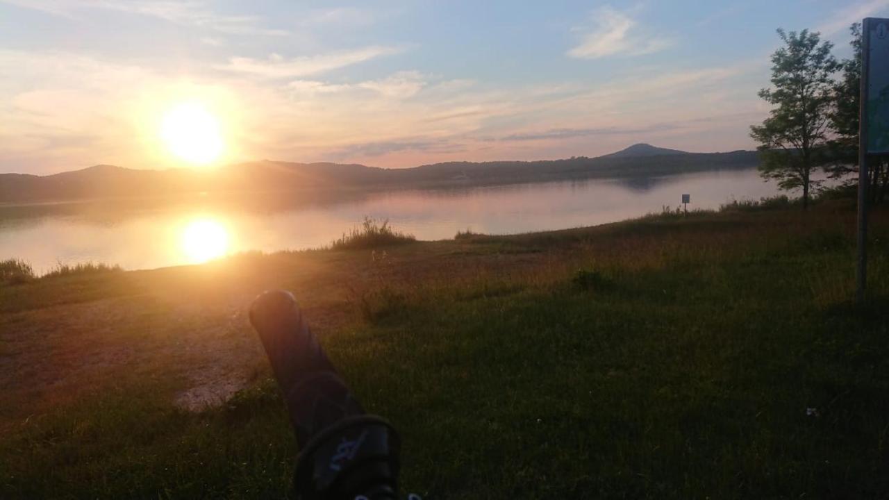 Ferienwohnung Zum See Görlitz Esterno foto
